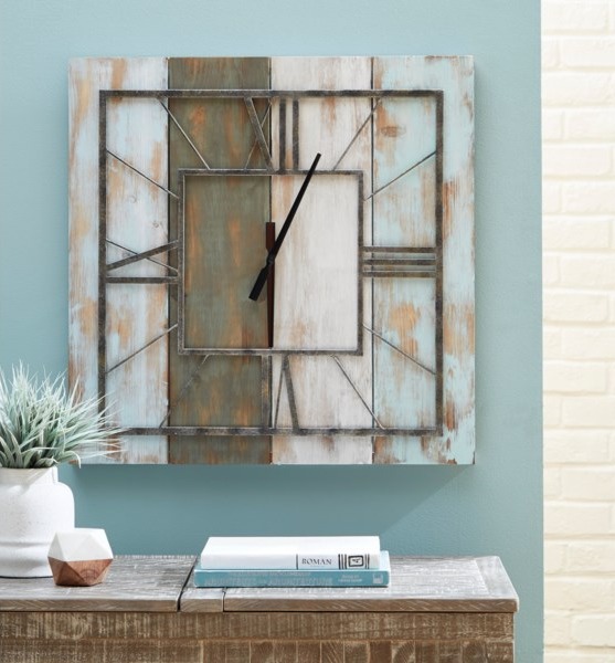 How to Place a Wall Clock in Your Living Room